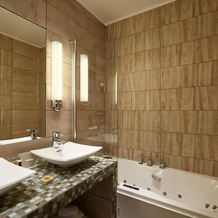 Relais Saint Jacques 4* Paryż