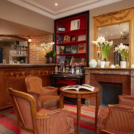 Relais Saint Jacques Hotel 4*