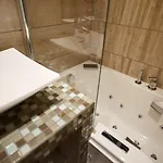 Hotell Relais Saint Jacques 4*