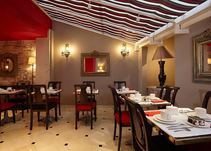 Relais Saint Jacques Parijs
