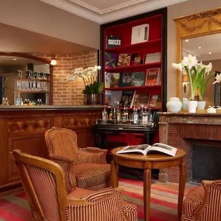 Hotell Relais Saint Jacques 4*