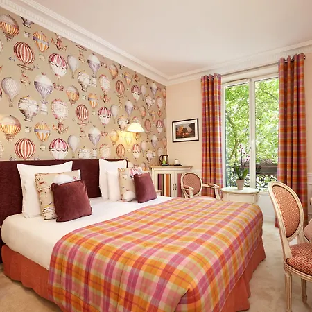 Hotell Relais Saint Jacques 4*