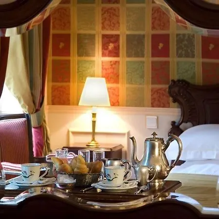 Relais Saint Jacques 4* París