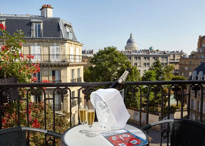 Relais Saint Jacques Hotel 4*