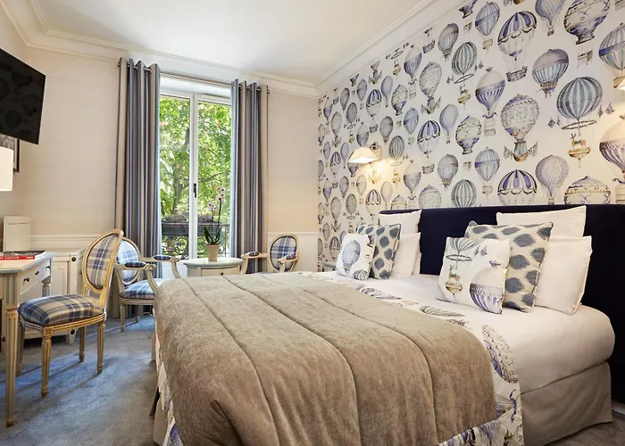 Relais Saint Jacques Hotel 4*