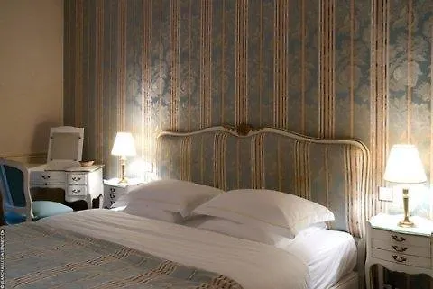 Hotel Relais Saint Jacques París