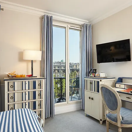 Relais Saint Jacques Hotel 4*