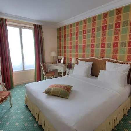 Hotel Relais Saint Jacques 4*